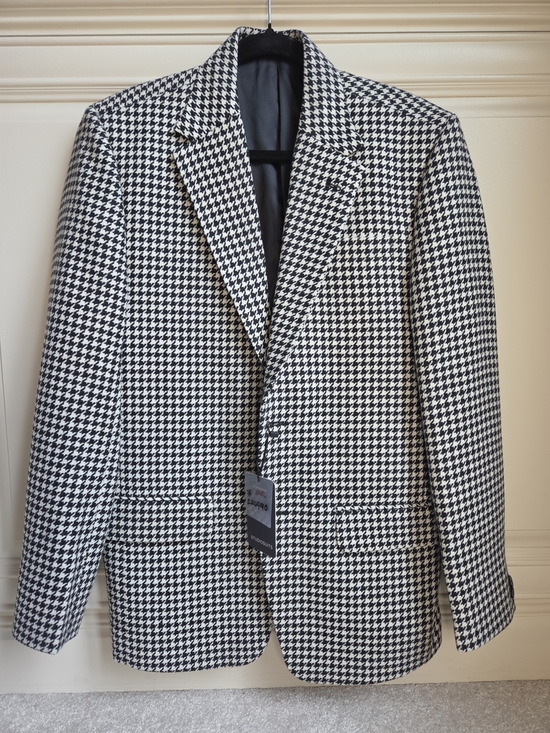 studio suits Other - Men's Houndstooth Blazer in Black & White 39Regular